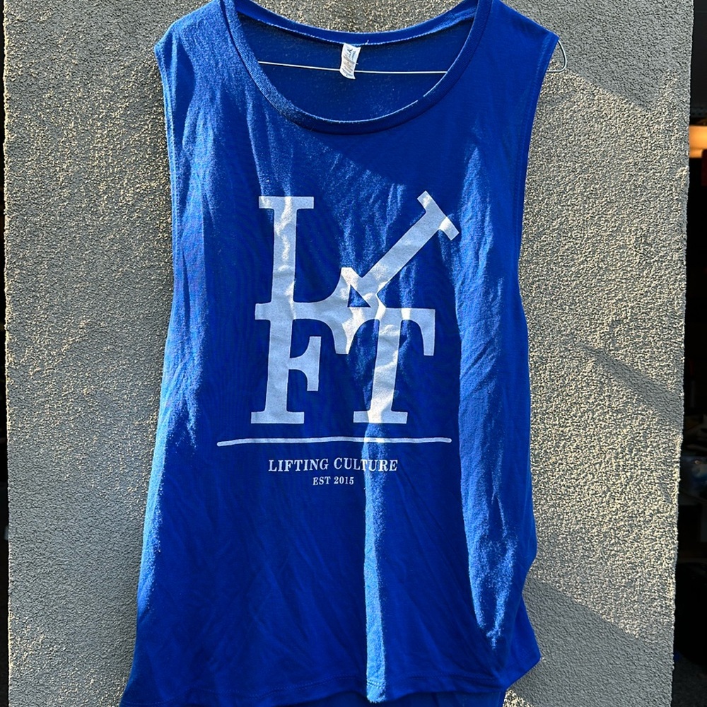 Lifting culture muscle tee